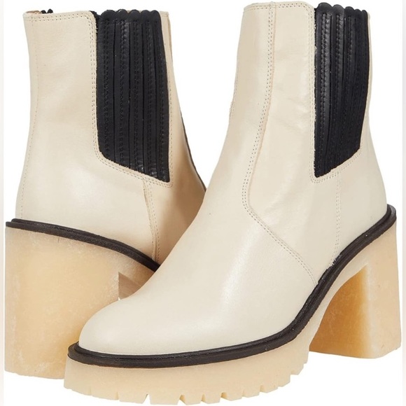 *LAST ONE* Free People James Chelsea Leather Boots in White - Picture 2 of 4
